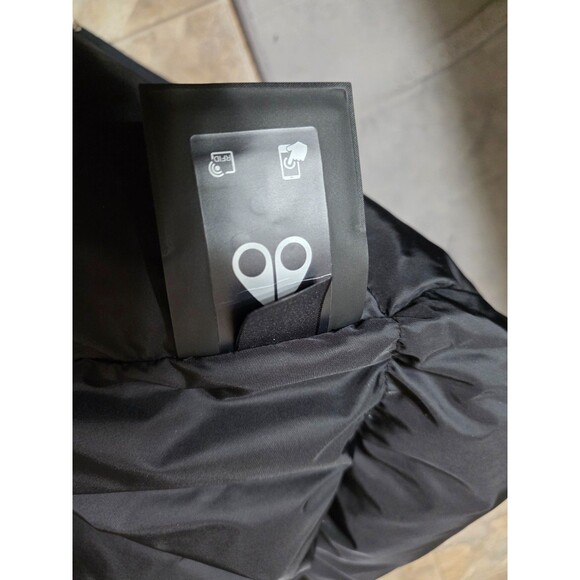 BRAND NEW Moose Knuckles Stirling Parka Jacket Mens Navy W/ White Fur Size: M - Picture 9 of 12